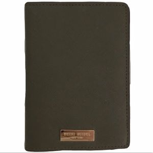 henri bendel passport holder
